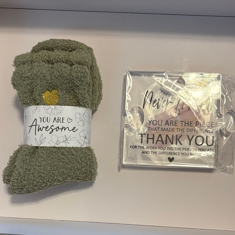 Specially For You Gift Box - Picture 5 of 8